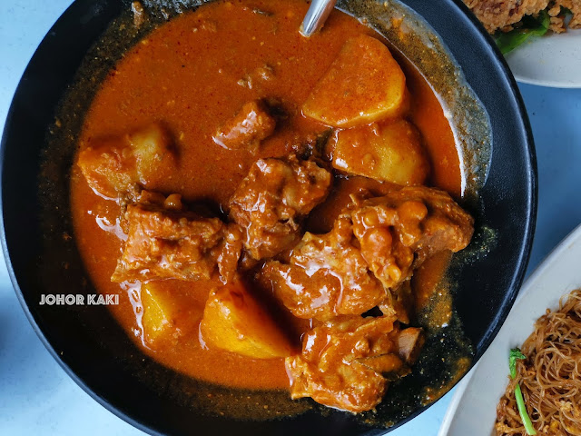 Johor Zhi Char - Ah Meng Restaurant in JB 阿明家乡小炒 for Nice, Simple Teochew Homecooked Dishes Johor Zhi Char - Ah Meng Restaurant in JB 阿明家乡小炒 for Nice, Simple Teochew Homecooked Dishes
