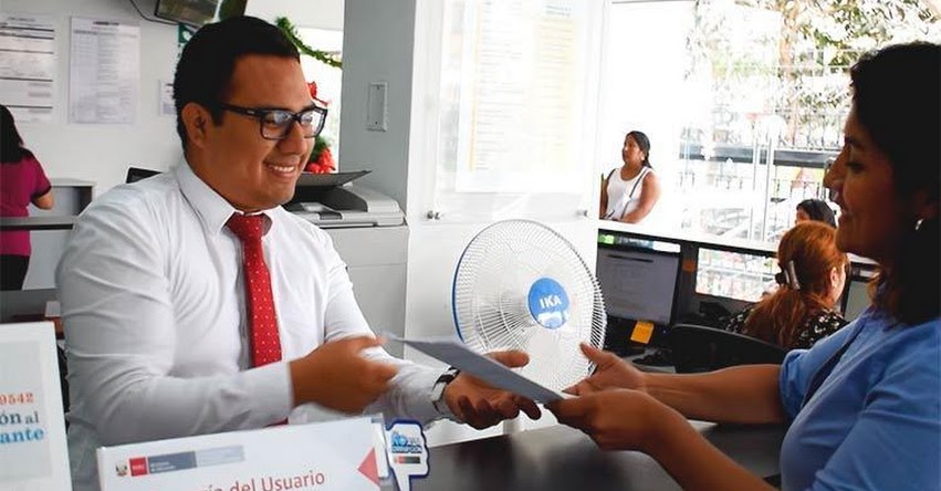MATRÍCULA 2018: Presentan canales de atención a padres de familia para garantizar adecuado proceso de matrícula en colegios públicos y particulares - www.drelm.gob.pe MATRÍCULA 2018: Presentan canales de atención a padres de familia para garantizar adecuado proceso de matrícula en colegios públicos y particulares - www.drelm.gob.pe