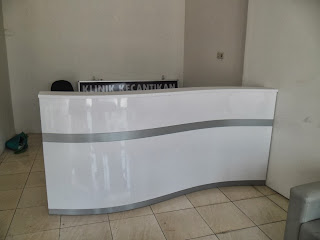 Receptionist Table
