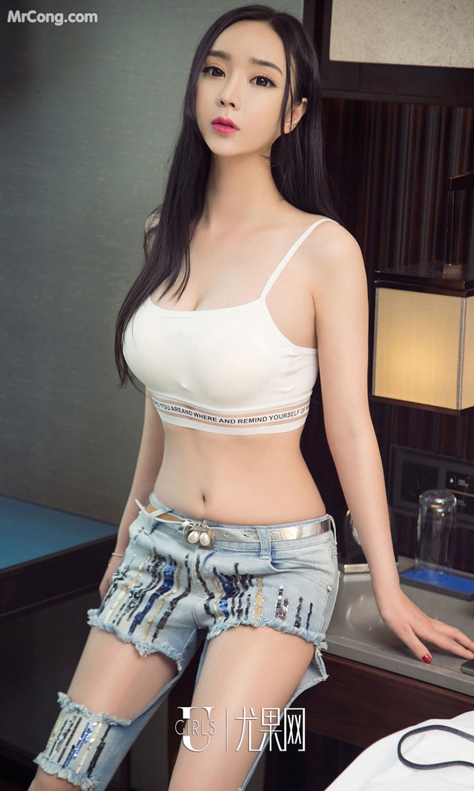 UGIRLS - Ai You Wu App No.1028: Ai Mi Er Model (艾米 儿) (40 photos) photo 1-8