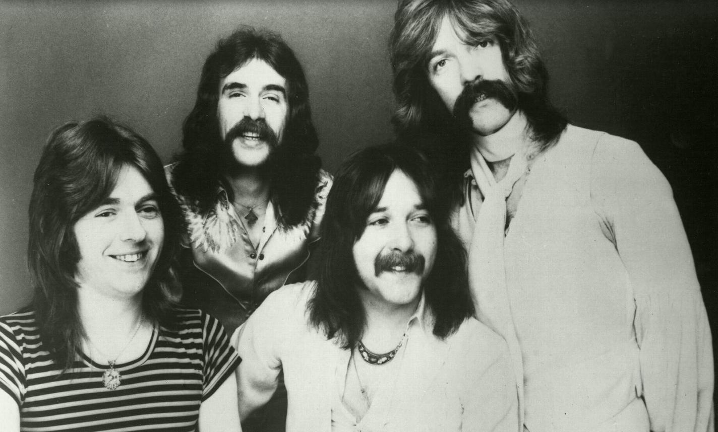 who did foghat tour with in the 70s