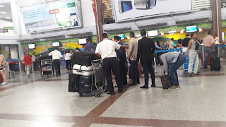 Resultado de imagen para equipajes en aeropuerto las americas
