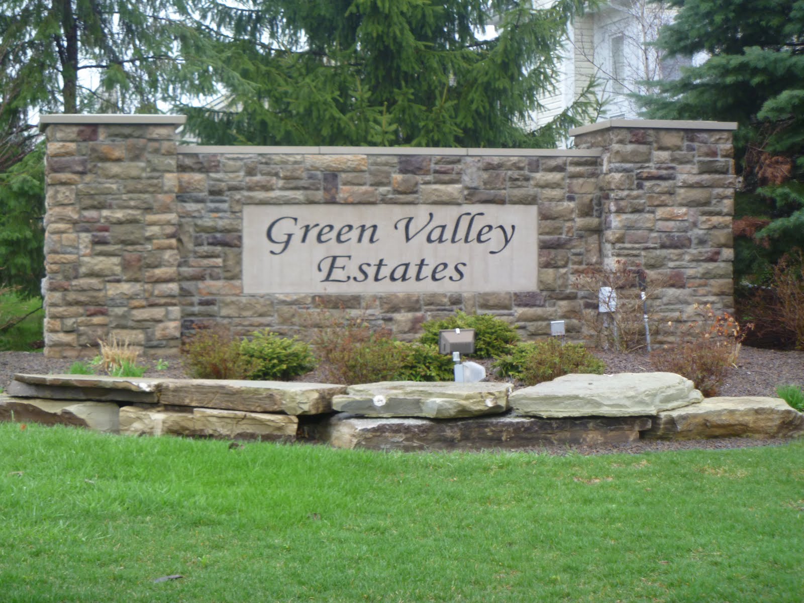 Homes for Sale in Farmington Hills MI Blog Subdivision Green Valley