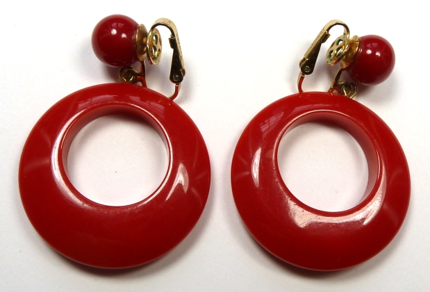 Gillian Horsup Vintage Jewellery Trifari Red