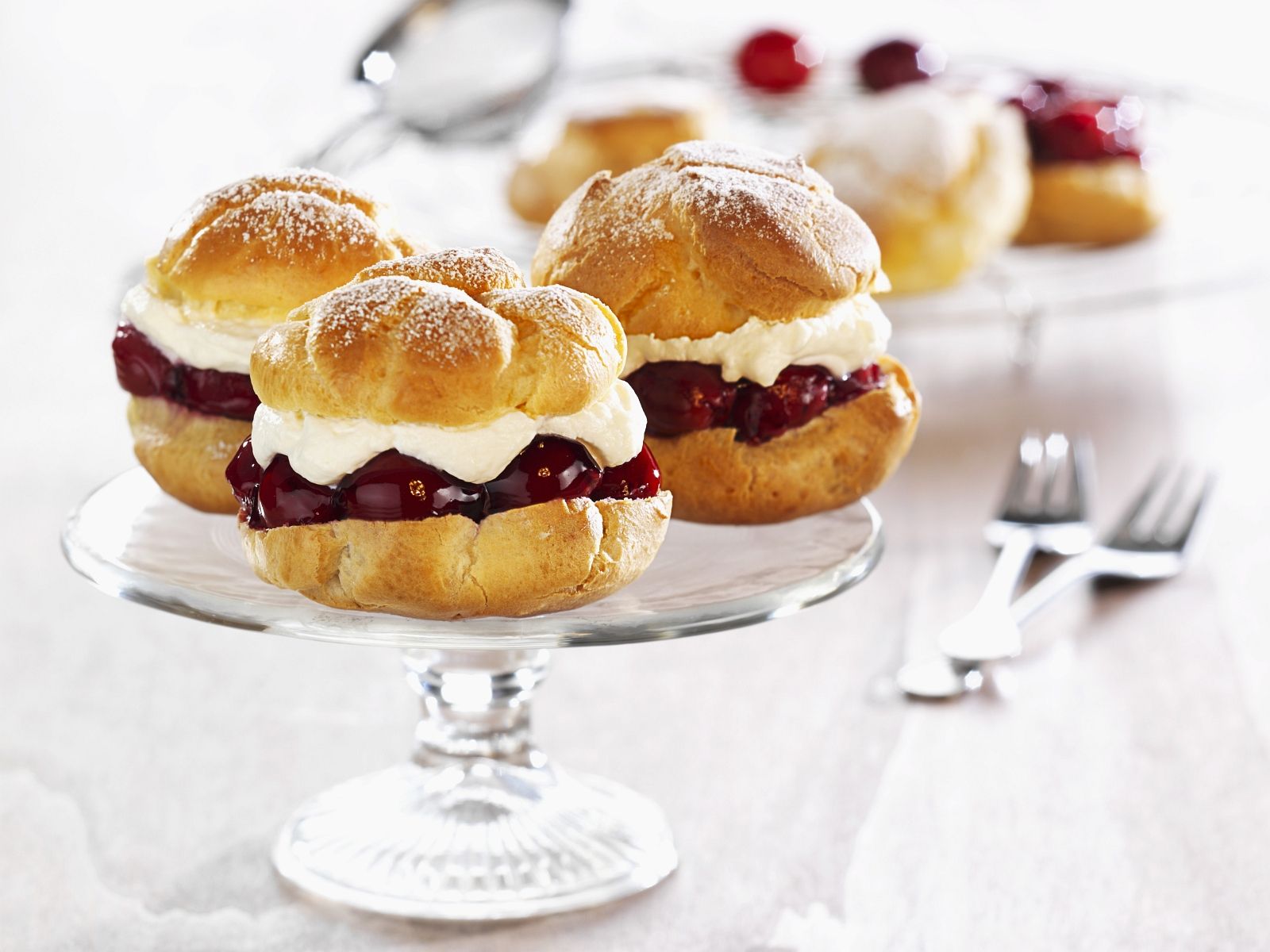 International food blog: INTERNATIONAL: German Profiteroles OR ...