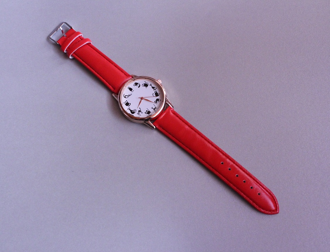 Saatin Kedi Hali/AliExpress Saat Alışverişi