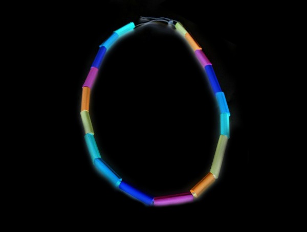 FUN KID PROJECT: Make glow-in-the-dark noodles for arts, crafts, and sensory play. This is awesome!
