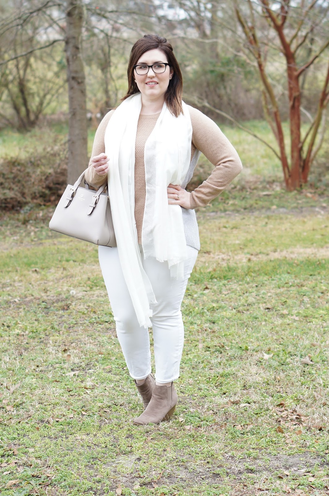 Rebecca Lately Winter Whites Loft Sweater Ann Taylor Skinny Curvy Jeans Taupe Booties Kate Spade Cove Street Provence Kate Spade Earrings