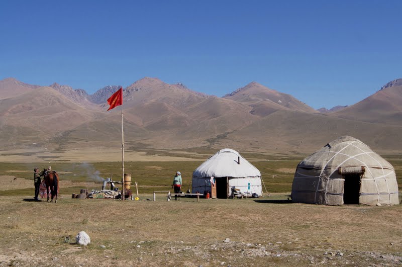 Judy and Dani�s Silkroad adventure 31 Bishkek Osh
