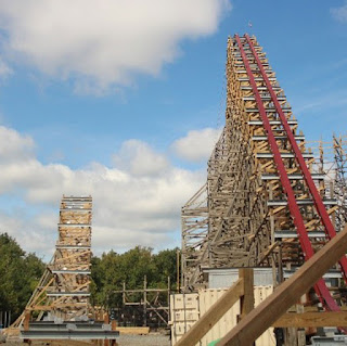  Kings Dominion's Coaster - Twisted Timbers Lift Hill Picture