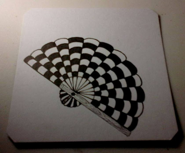 Knightsbridge Fan Zentangle step 2 Knightsbridge Fan Zentangle step 2