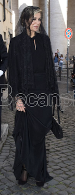 Top Cos / escarpins Gianvito Rossi / sac Natan