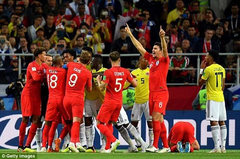 Maguire vừa bị HLV Mourinho chỉ trích vì ăn vạ