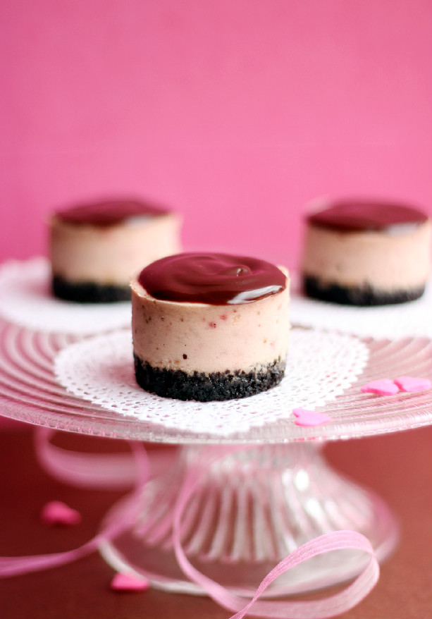 Mini Chocolate Covered Strawberry Cheesecakes Confessions of a