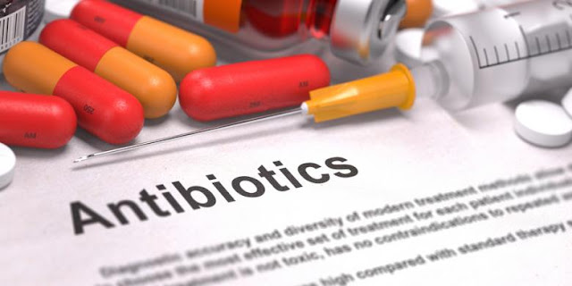  Terutama obat jenis antibiotik yang notabene sangat toksik dan rawan resisten Jangan Asal Beri Antibiotik Pada Anak, Akibatnya Bisa Fatal