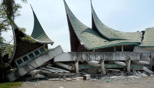 Inilah Enam Bencana Alam Terdahsyat Yang Pernah Melanda Indonesia Inilah Enam Bencana Alam Terdahsyat Yang Pernah Melanda Indonesia