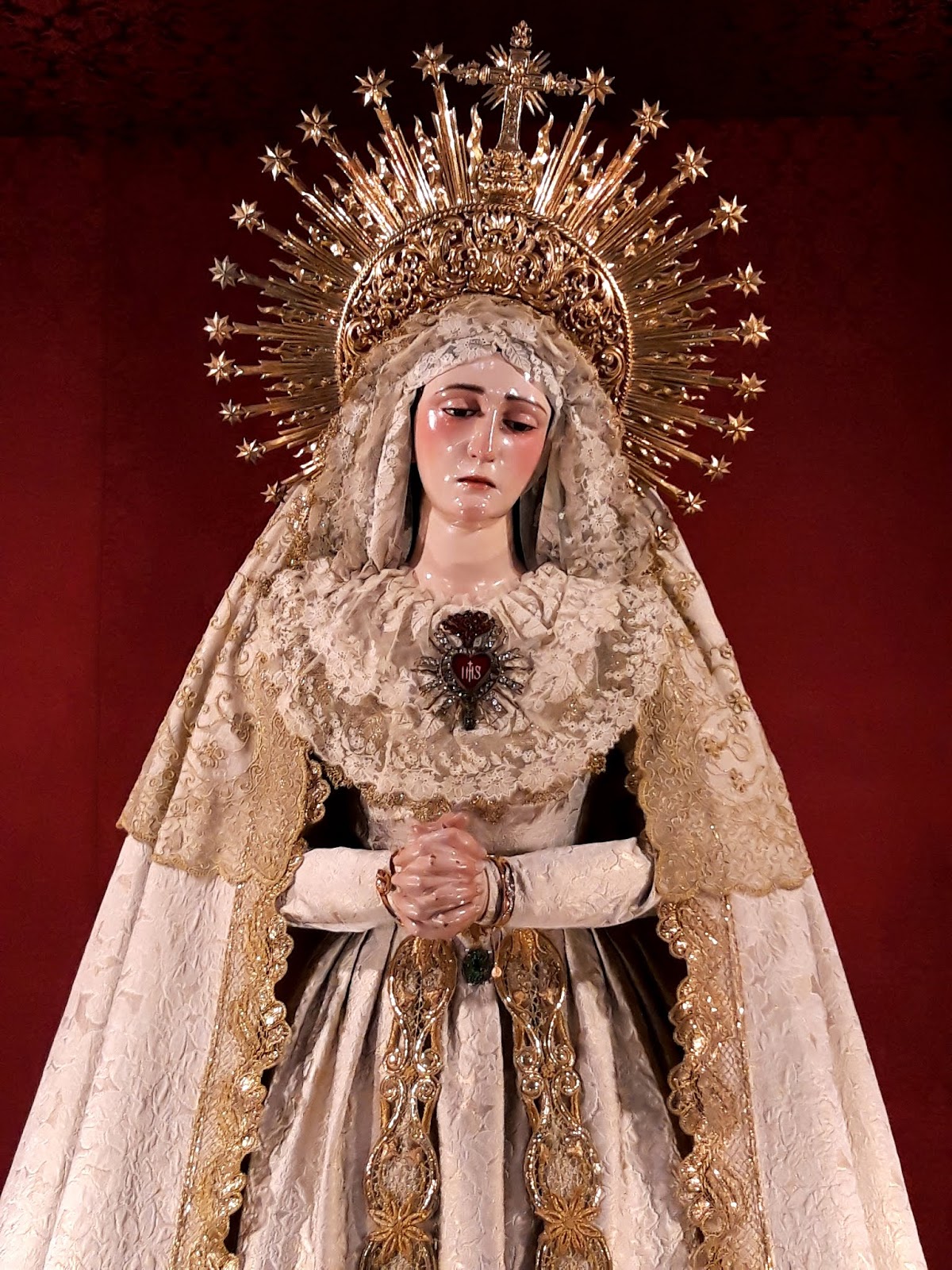 Hermandad del Santo Entierro La Santísima Virgen de los Dolores en Pascua
