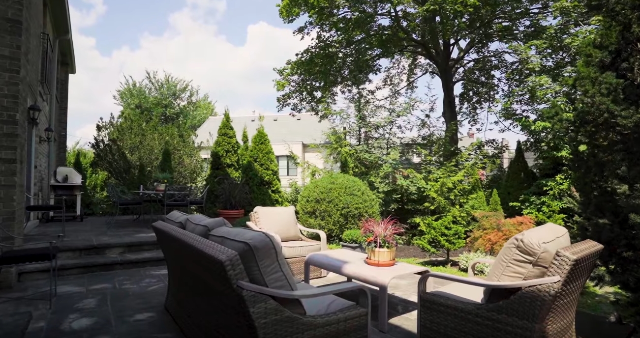 19 Photos vs. 501 Russell Hill Rd, Toronto Home Interior Design Tour