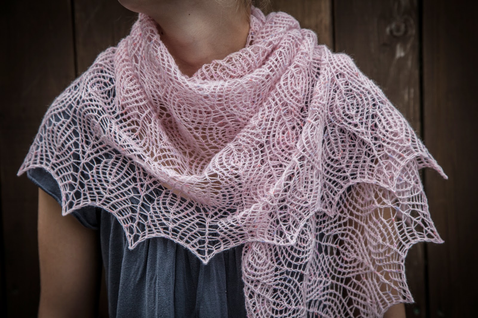 Renee Knits Too: Shetland Lace Triangle Shawl