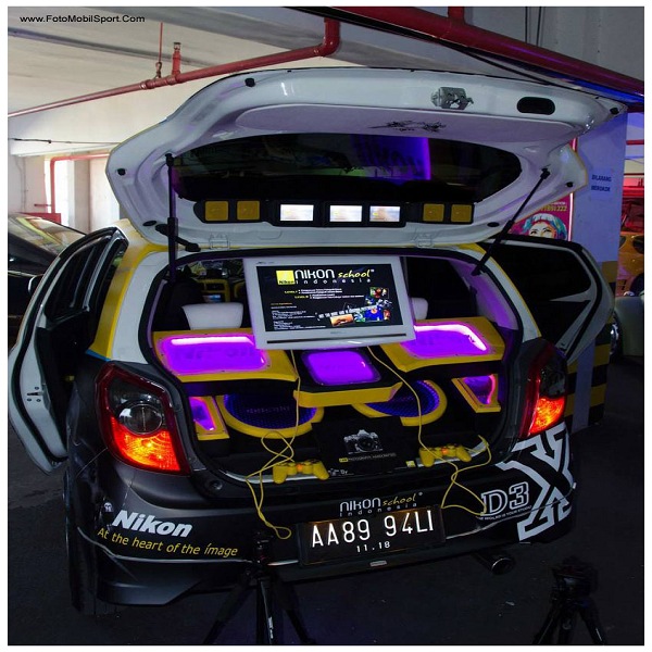 Agya TRD 2019 Silver Metallic: Modifikasi yang Memikat