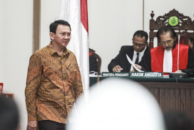 Pengamat: Ahok Jadi Aktor Utama Keresahan Sosial. Harus Diapain Ya? Pengamat: Ahok Jadi Aktor Utama Keresahan Sosial. Harus Diapain Ya?