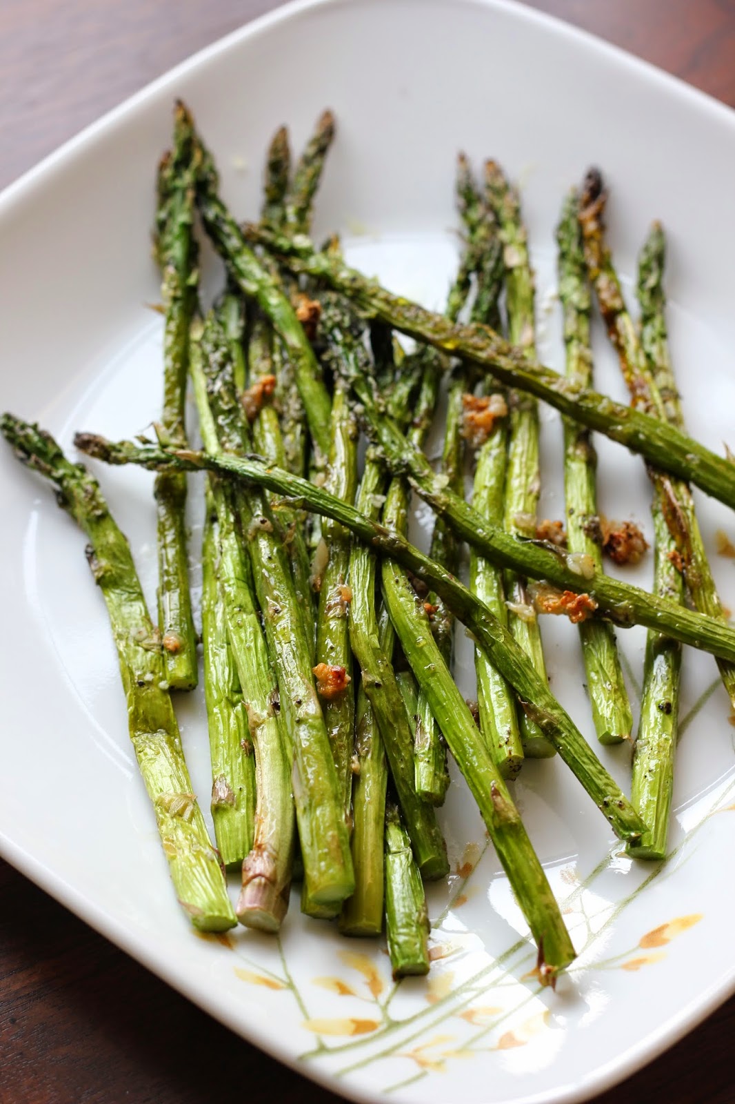 broiled-asparagus-garlic