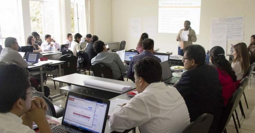 Proponen programas de formación continua para docentes con contratos temporales Proponen programas de formación continua para docentes con contratos temporales