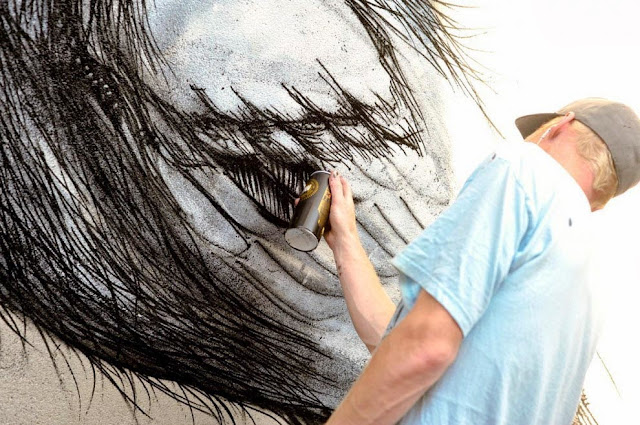 Street Art By Belgian Painter ROA For Lecco Street Art View '13 In Italy. 2