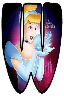 Cinderella with Shoe Abc. Abecedario de Cenicienta con Zapato.