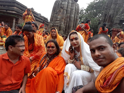 #instamag-kinnars-from-all-over-india-came-together-for-jal-abhishek-at-lingaraja-temple-in-bhubaneshwar