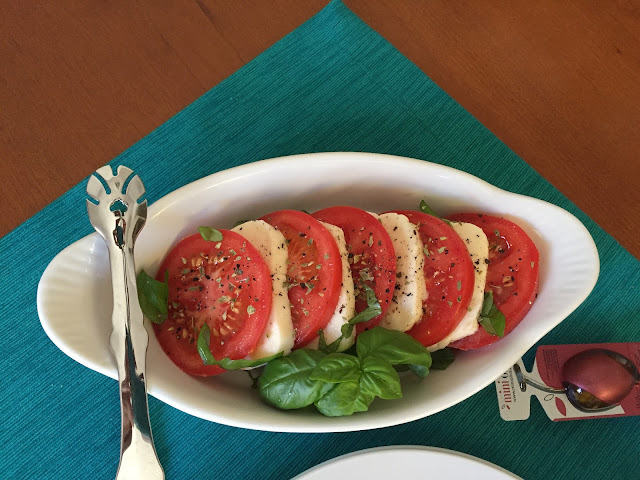 Lunch Salads Picnic Tomatoes Basil Mozzarella Cheese