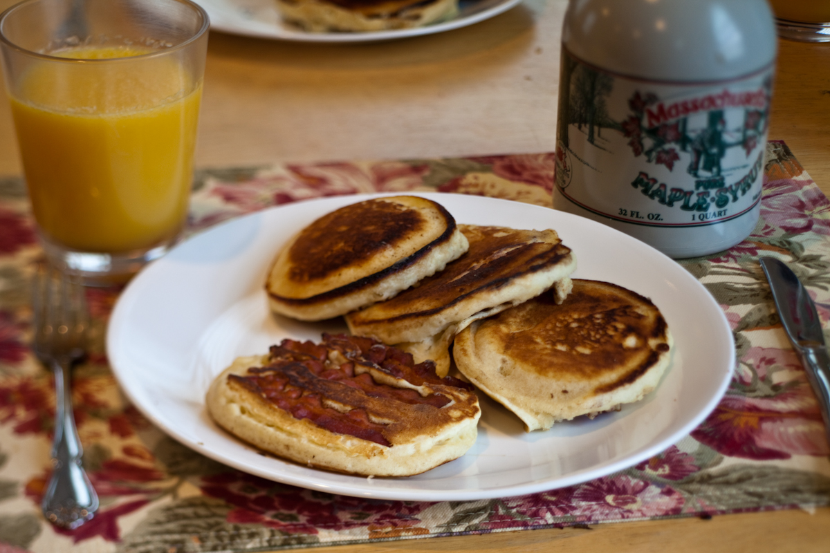 ReviewGuru Bacon Pancakes reviewguru-bacon-pancakes