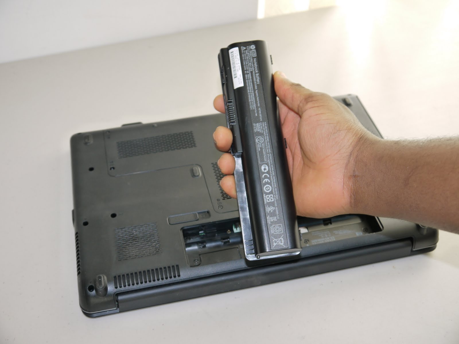 How To Remove Hp Laptop Ram