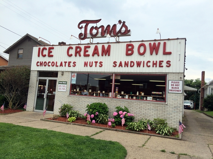 The 614ortyNiner Ice Cream Chronicles (Vol. 17) Crossing the Y(ummy