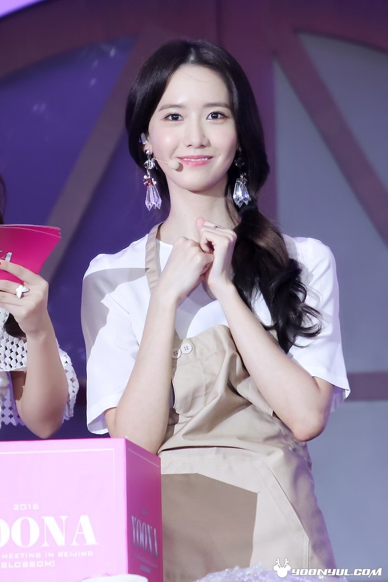 Kpop - Beautiful Yoona At Her Fanmeet | Kpop News And Lyrics