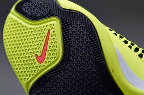 magista futsal shoes