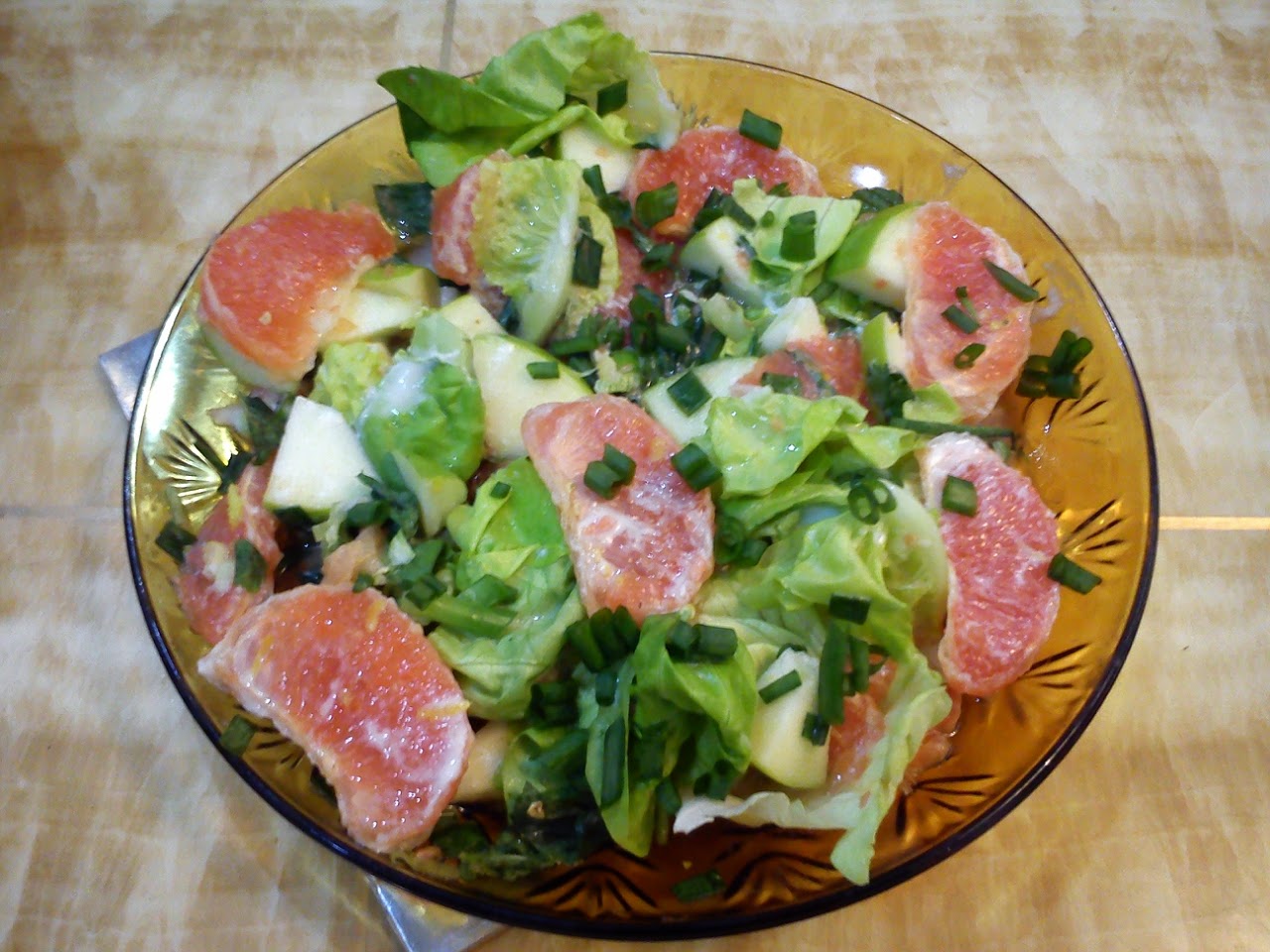 sarguna's fantabulous kitchen Grapefruit Salad In Honey Yogurt Dressing