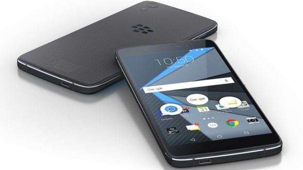 Smartphone BlackBerry Mendatang Akan Diproduksi di Cikarang BlackBery_merah_putih
