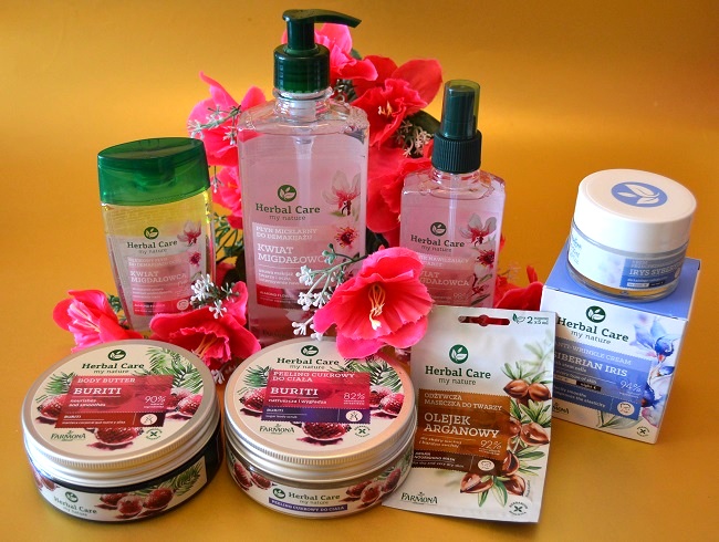 Cosmetica En Accion La Cosmetica Botanica Herbal Care De Farmona Vol 1 Productos Faciales