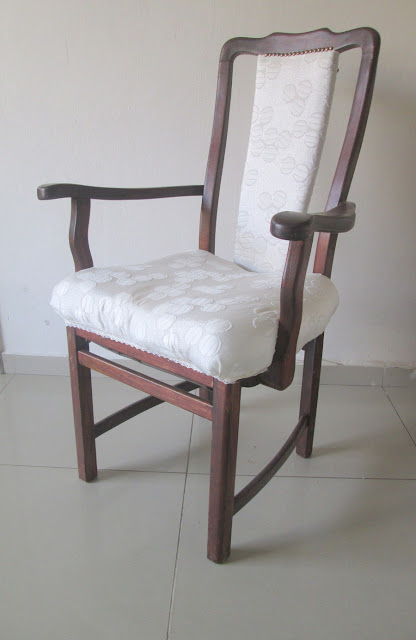 IMG 0058 - כסא של אדמ"ור- עוד השראה לתחרות !!!