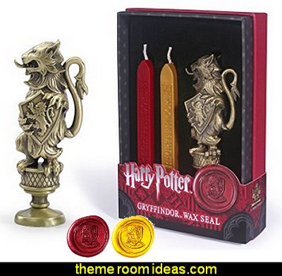 Harry Potter - GRYFFINDOR Wax Seal Harry potter themed bedrooms - Harry Potter Room Decor - Harry Potter Bedroom Ideas - Harry Potter bedding - Harry Potter wall decals - Harry Potter wall murals - harry potter furniture - harry potter party supplies - castle decorating props - harry potter party decorations Harry Potter - GRYFFINDOR Wax Seal Harry Potter Party - Harry Potter decorating props - Harry Potter party supplies - harry potter party decorations - Harry Potter theme party - Hogwarts themed party decorations - Harry Potter party props - harry potter party decoration ideas - Harry Potter cake decorations - harry potter party supplies - castle decorating props - Magical Hogwarts House Theme - Harry Potter costume