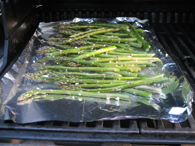 Literal Cooking: Grilled Asparagus