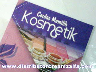 Berbagai Macam Reaksi Wajah Terhadap Kosmetik Berbagai Macam Reaksi Wajah Terhadap Kosmetik
