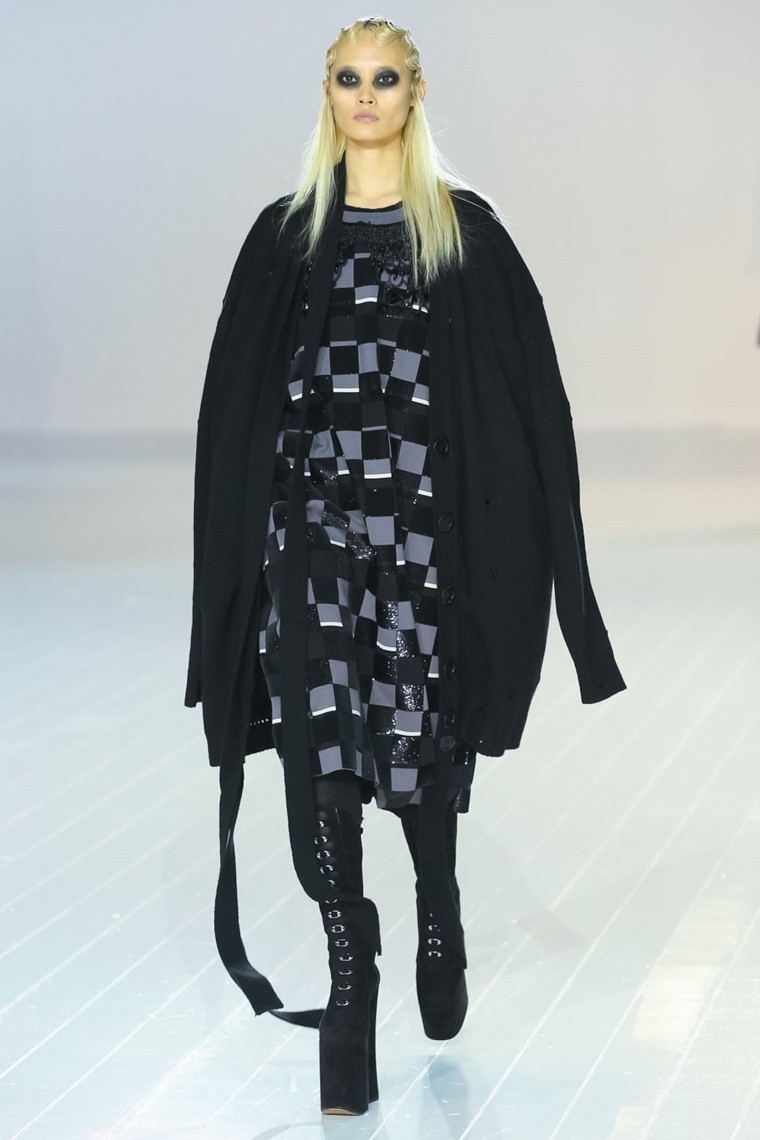 Marc Jacobs Fall/Winter 2016-2017 RTW NYFW Marc-Jacobs-fall-winter-2016-2017-collection-New-York-Fashion-Week, Marc-Jacobs-fall-winter-2016-2017, Marc-Jacobs-fall-winter-2017, Marc-Jacobs-fw17, dudessinauxpodiums, du-dessin-aux-podiums, marc-jacobs-fall-winter