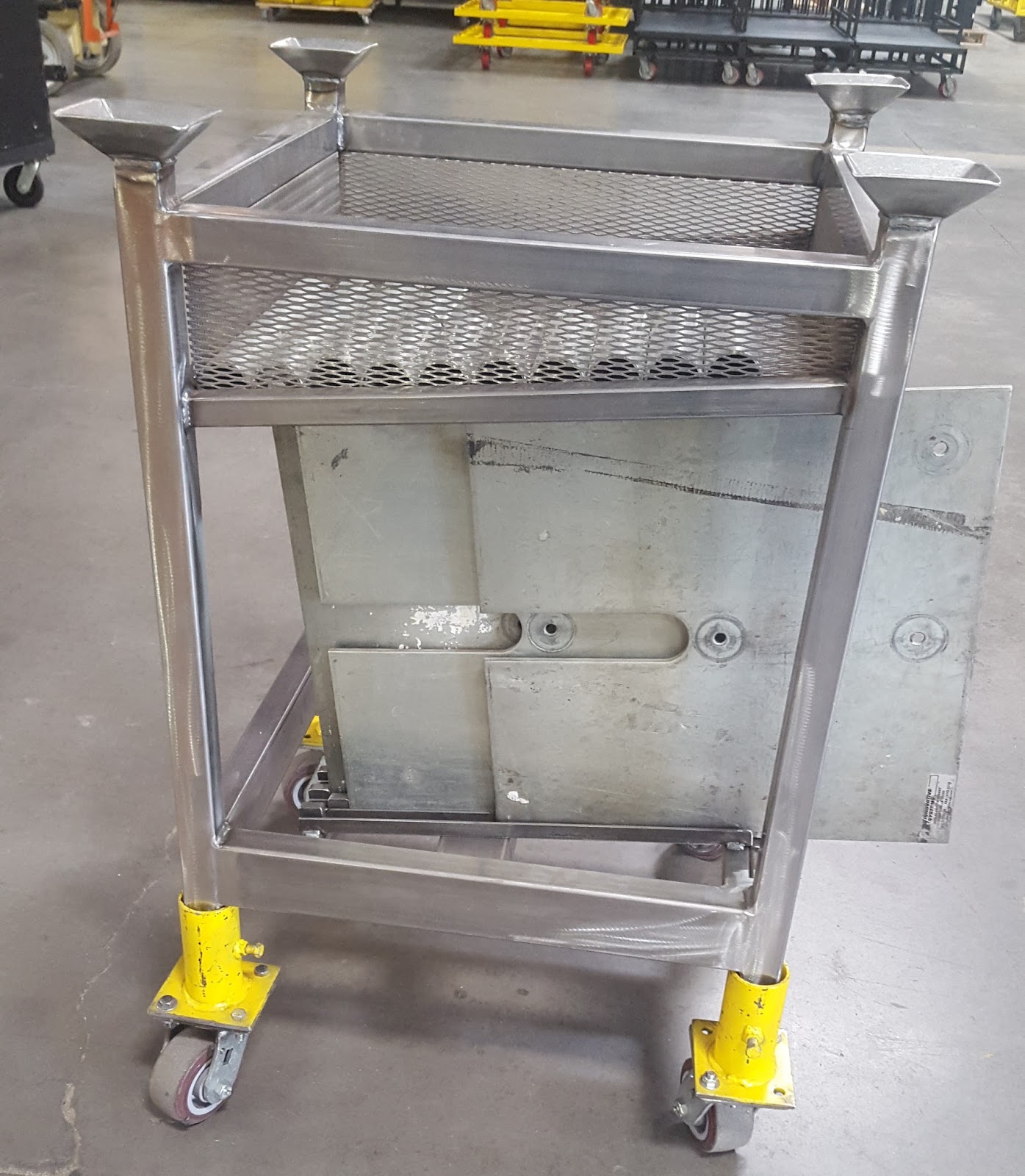 Ihp S Pipeline Post Carts For Pipe Drape Base Plates