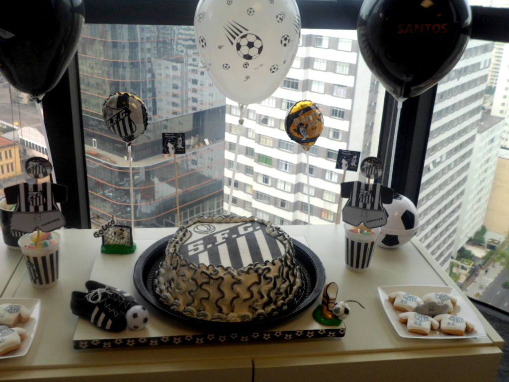 Realizando Sonhos Decoração de Festas: Aniversário Tema Santos