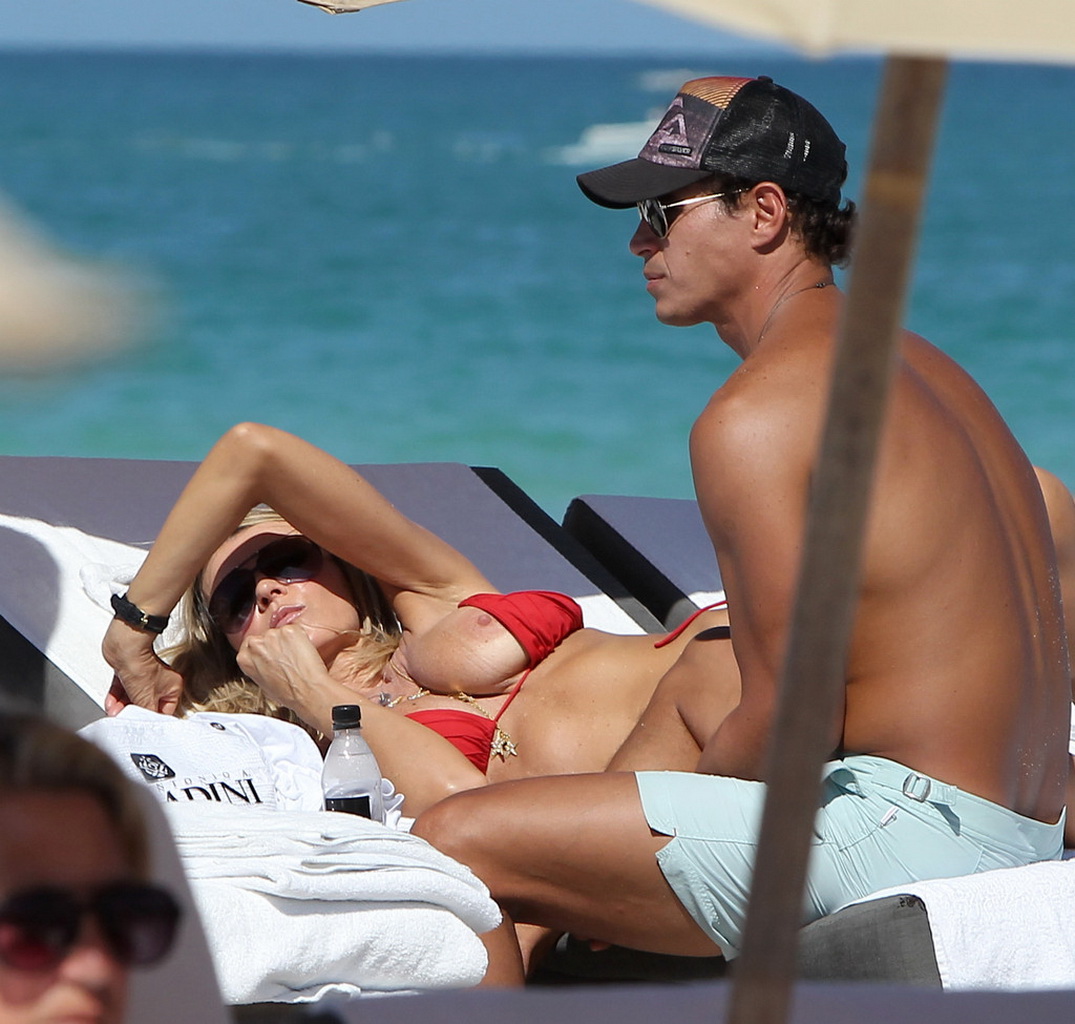 MANY MORE Rita Rusic Nipple Slip On A Beach In Miami Florida