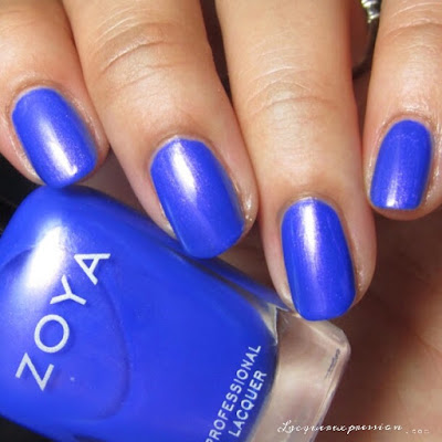 nail polish swatch of Alice from Zoya's enchanted collection 