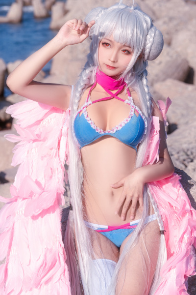 Read more about the article Cosplay [蠢沫沫] 可畏 ( Formidable – Azur Lane )