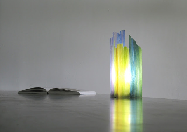 Новости дизайна. Живописная настольная лампа от дизайнера Таэга Нисимото